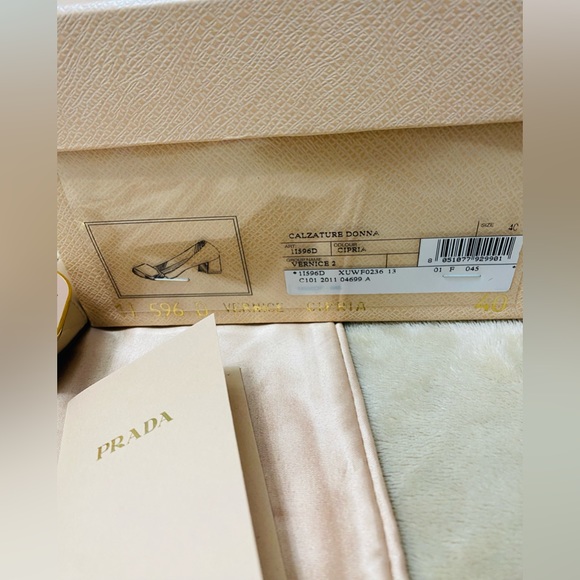 Prada shoes - Picture 10 of 13